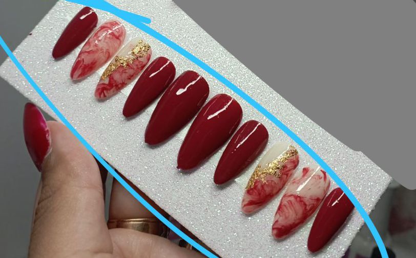 GLOSS Cherry Marble - press-on largas